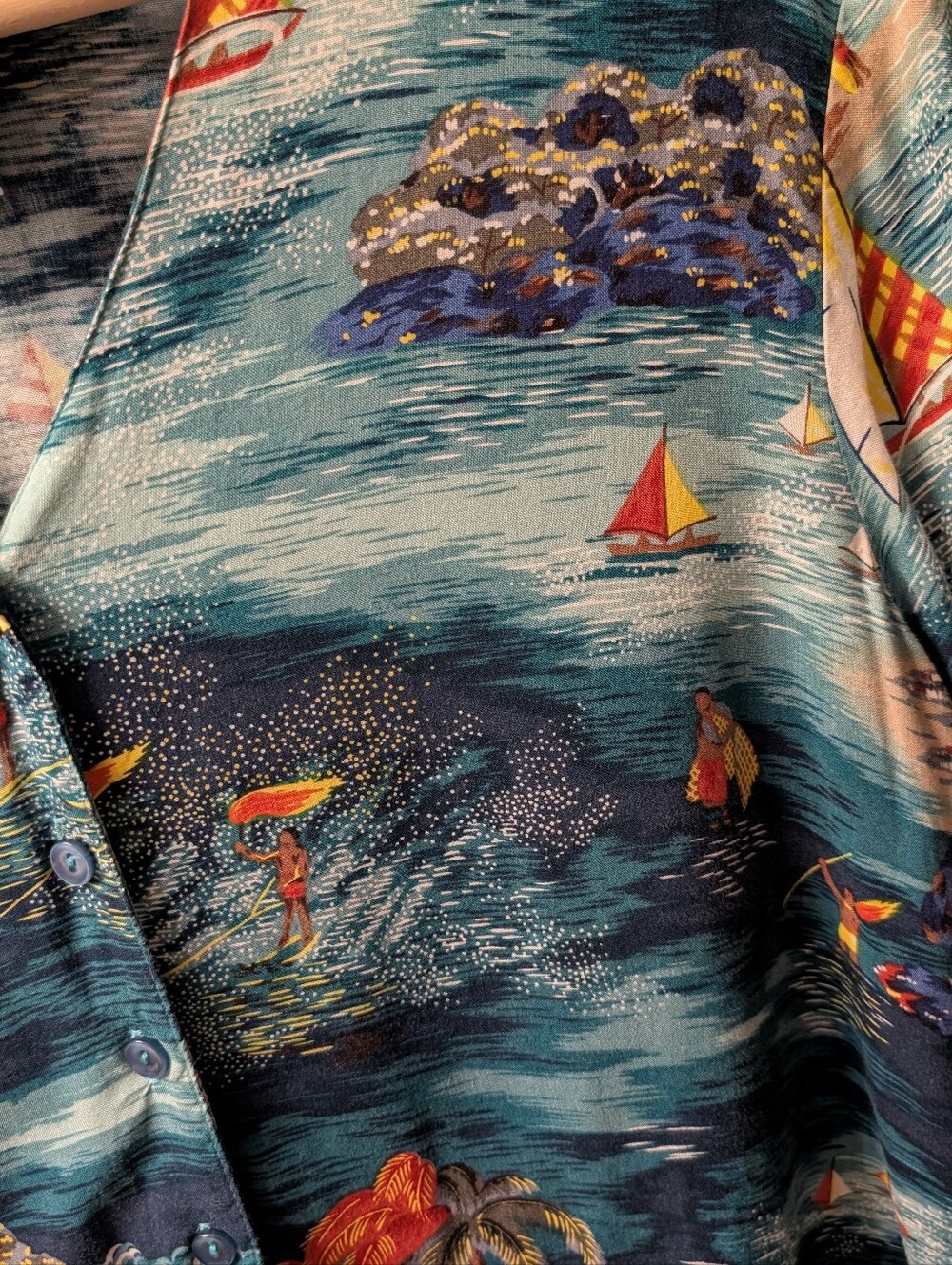Blue Hawaiian Surfer Print Button-Front Short Sleeve Top, Rayon - Picture 5 of 7